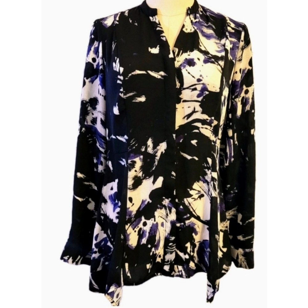 VERA WANG SIMPLY Abstract Top Multicolor V Neck Size PS Asymmetrical Artsy Work